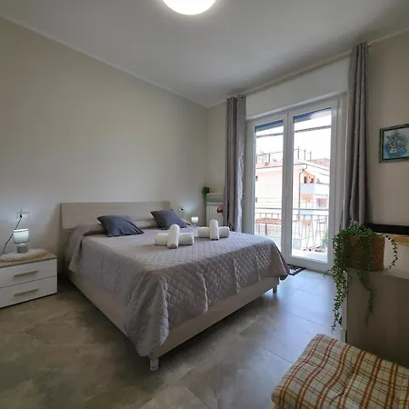 Lejlighed 200m From Beach, New Apt, Ac, Wifi