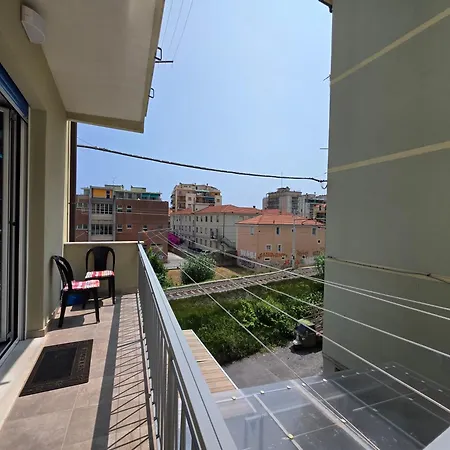 200m From Beach, New Apt, Ac, Wifi * Loano