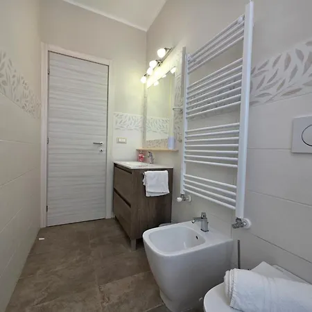 200m From Beach, New Apt, Ac, Wifi Lejlighed *