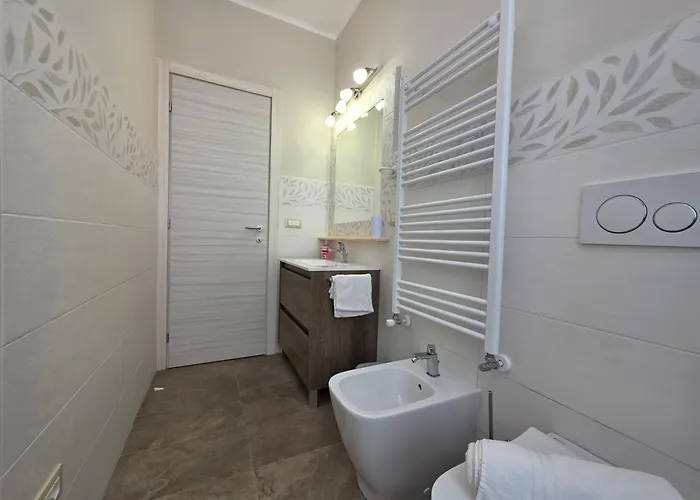 200m From Beach, New Apt, Ac, Wifi Lejlighed *