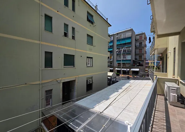 Lejlighed 200m From Beach, New Apt, Ac, Wifi *