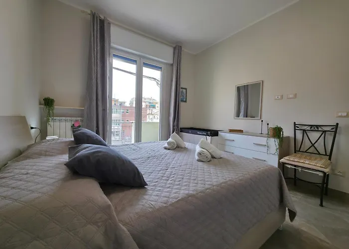 Lejlighed 200m From Beach, New Apt, Ac, Wifi *